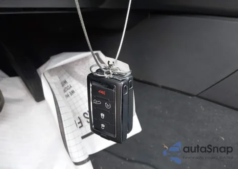 2023 Jeep Grand Cherokee L Limited 4X4 z USA, uszkodzony, nr VIN 1C4RJKBG0P8839104